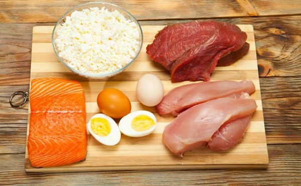 ¿Comer proteínas hace que no subas de peso?